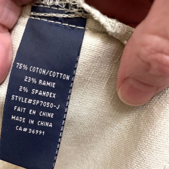 Size Large light green denim Jacket with details such as embroidery & Stitching - Picture 12 of 12